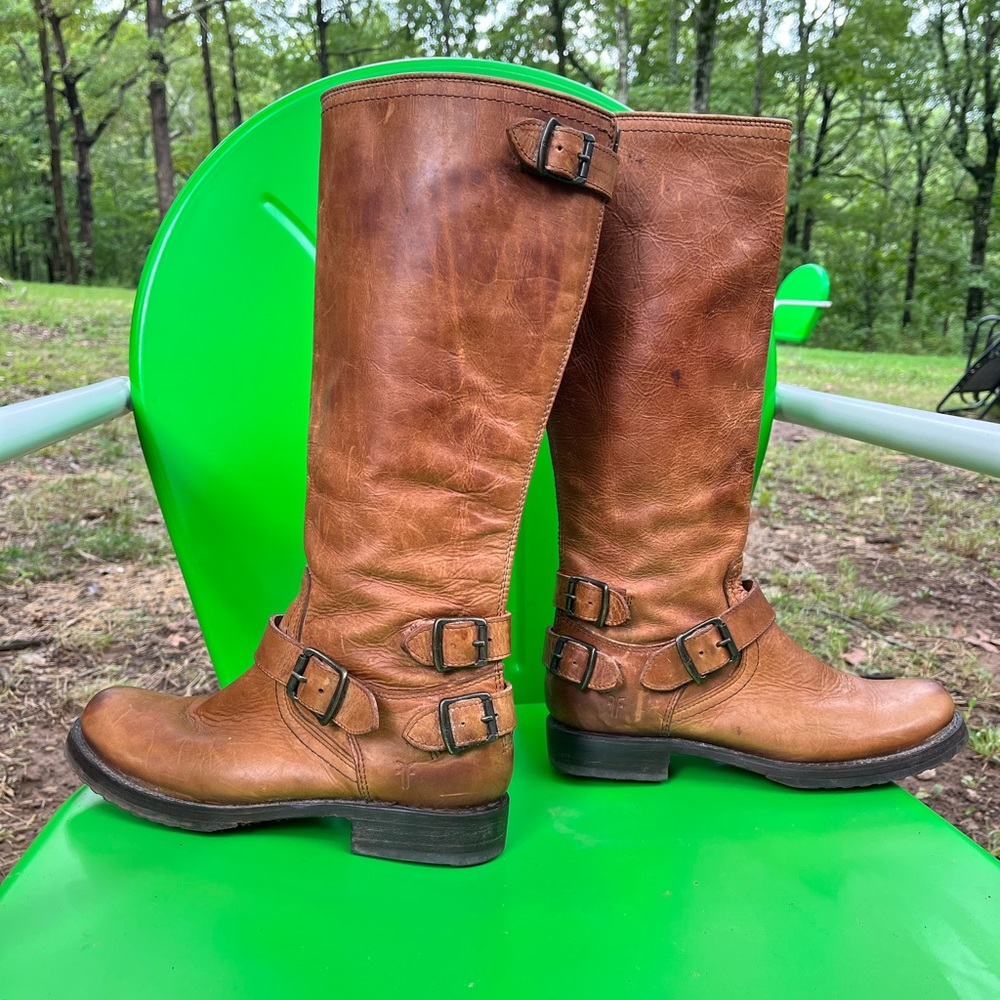 Frye Calf Boots Size 7